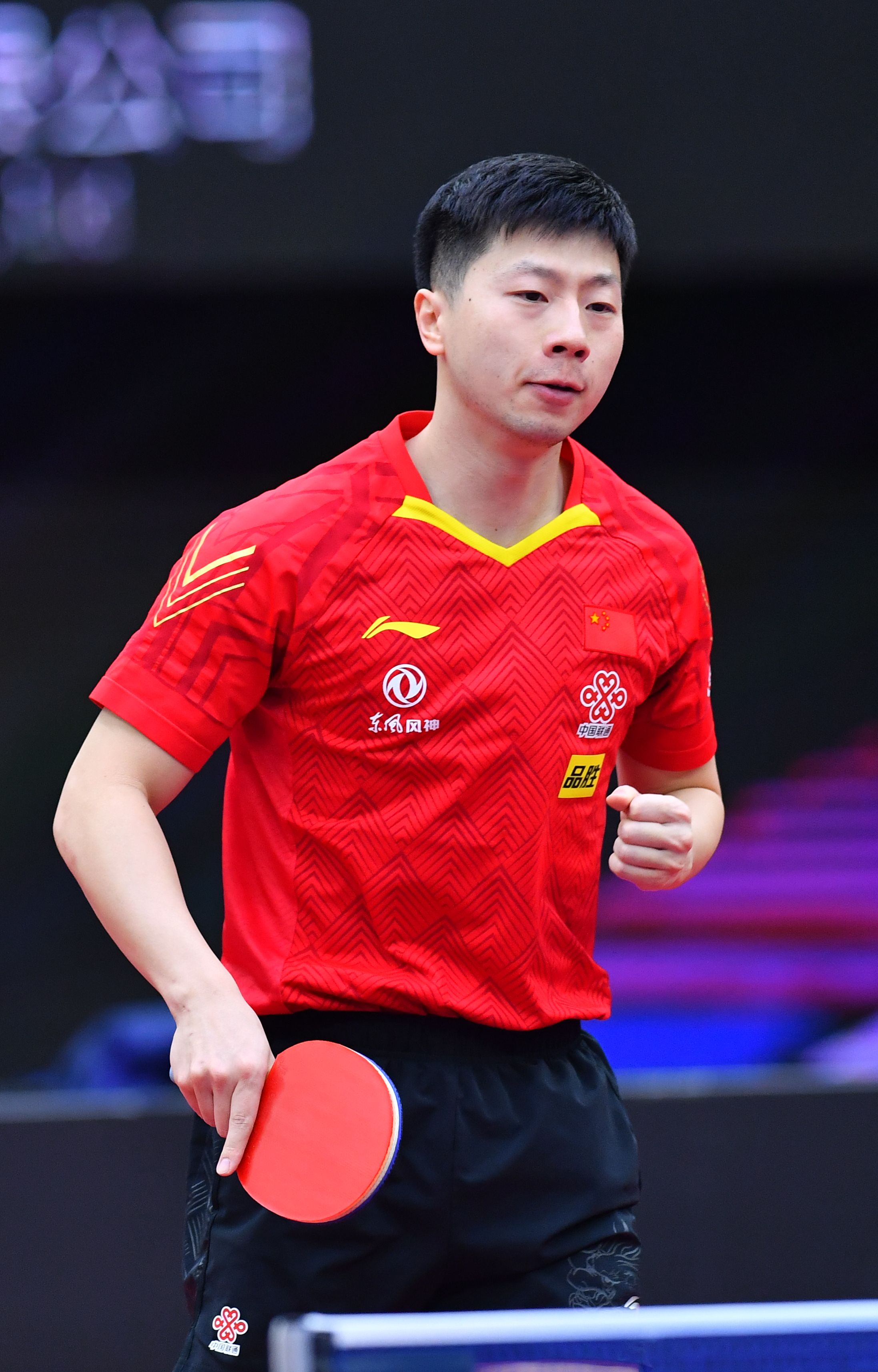 现出了高度 现出了高度